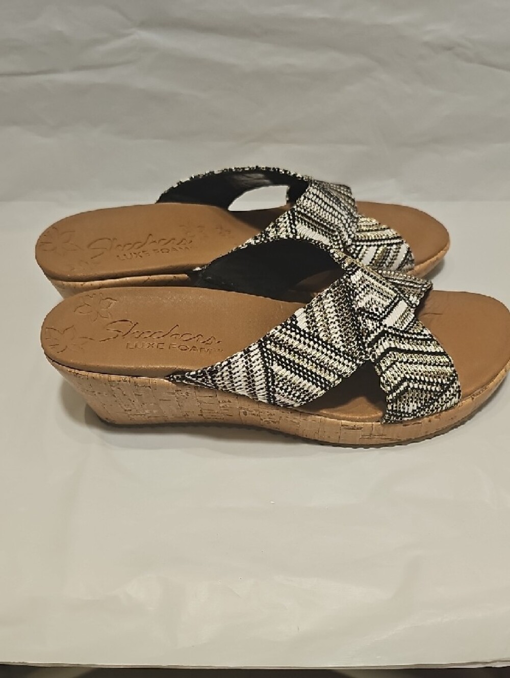 Skechers Black & White Woven Crisscross Slide Sandals - Picture 3 of 6